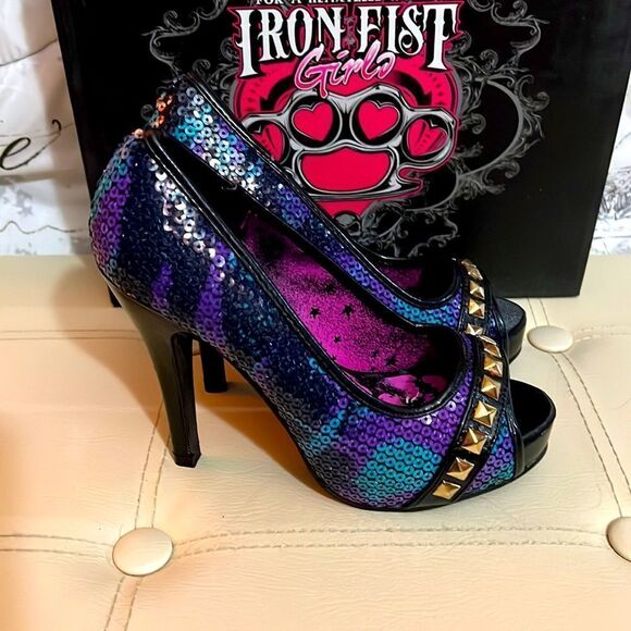 Iron Fist Sequin Studded Platforms Sz 5 - Picture 3 of 5